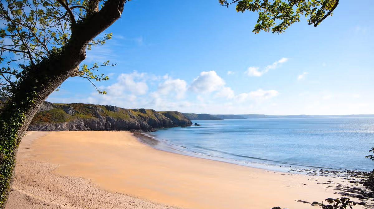 'Beautiful' beach in Wales is so pretty people think it's 'like being in Greece'