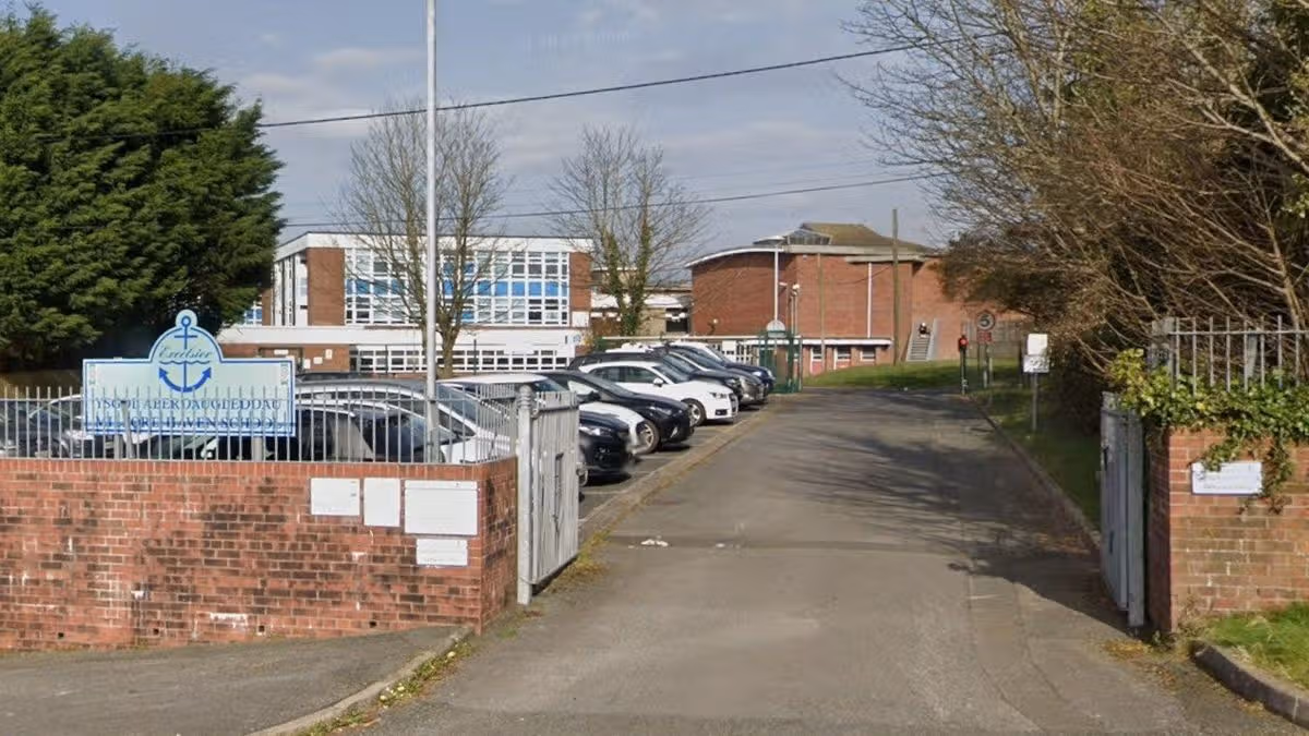 Boy, 15, stabbed teacher in head with look of 'pure hatred' - key points from attempted murder trial