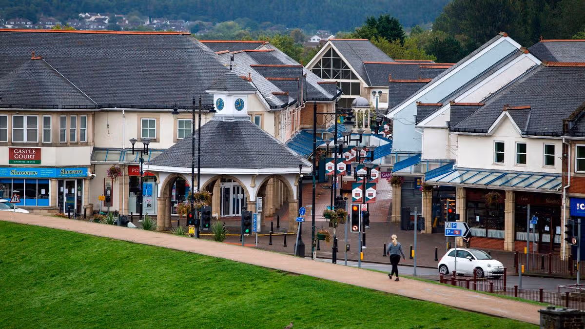 Arrest made after reports of people being shot at in Caerphilly