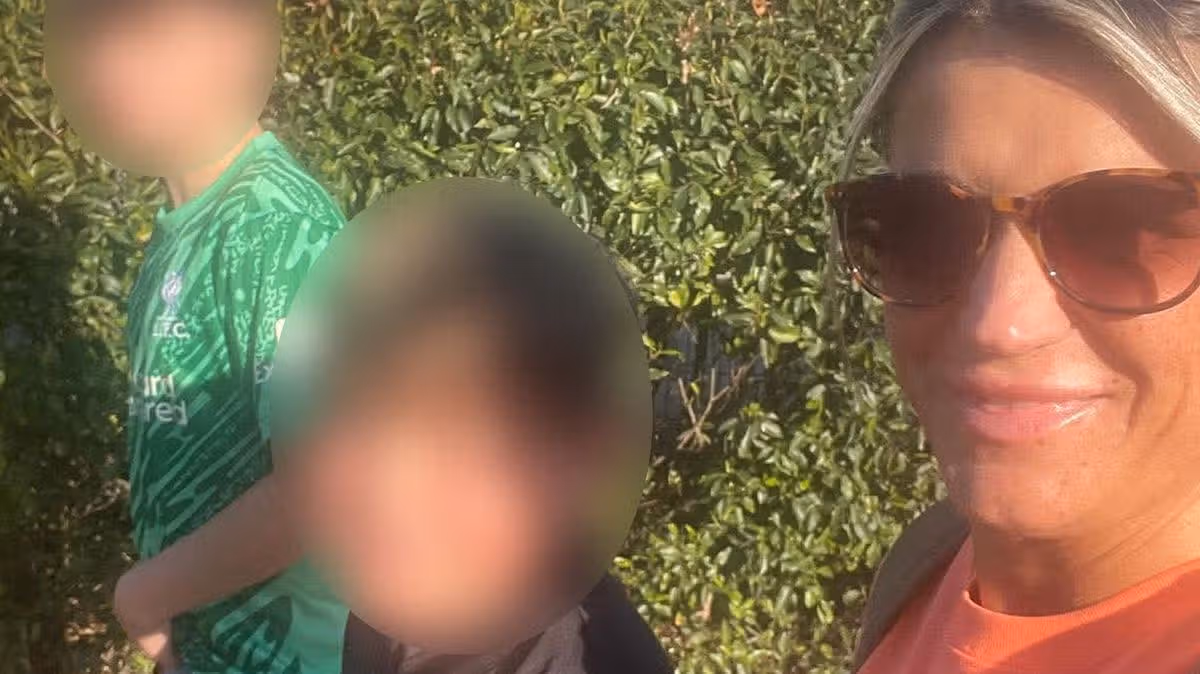 'I sold my household belongings to feed my addiction - my kids would ask me where stuff had gone'