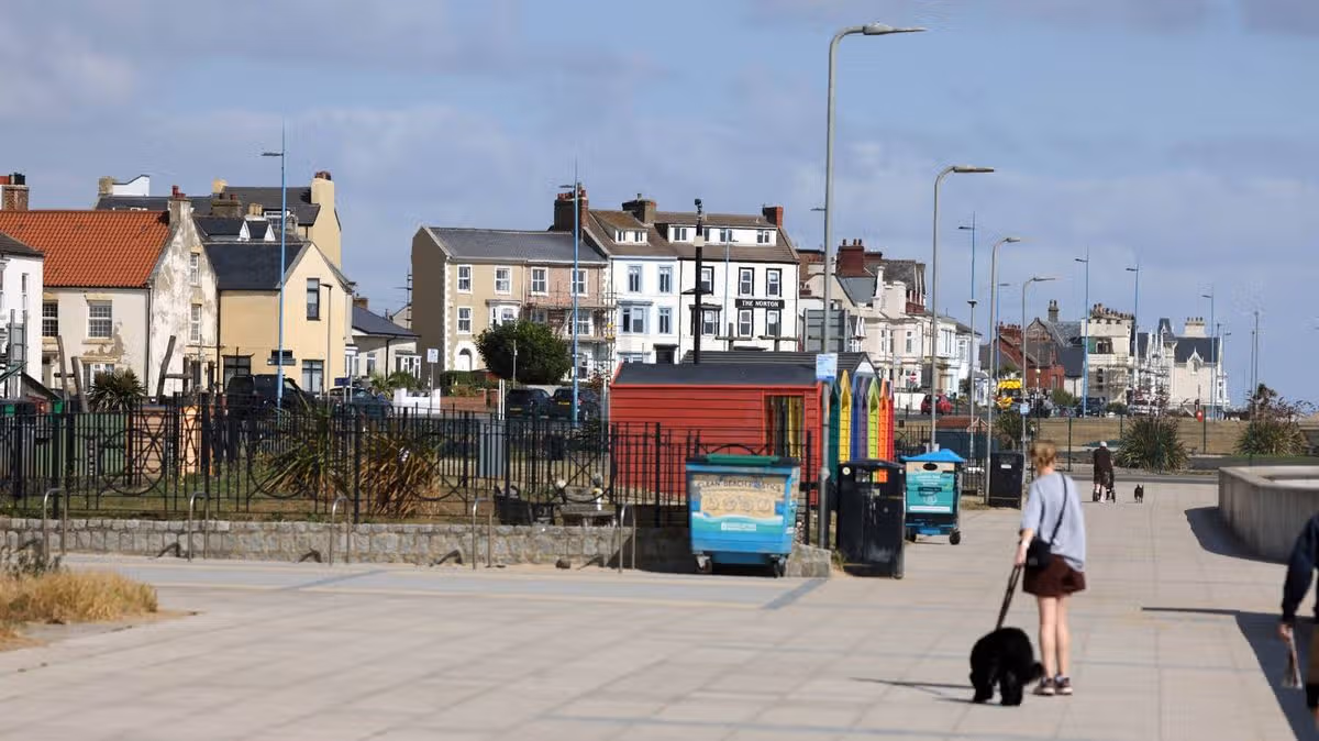 Dad who died trying to rescue kids at Seaton Carew beach named as tributes paid
