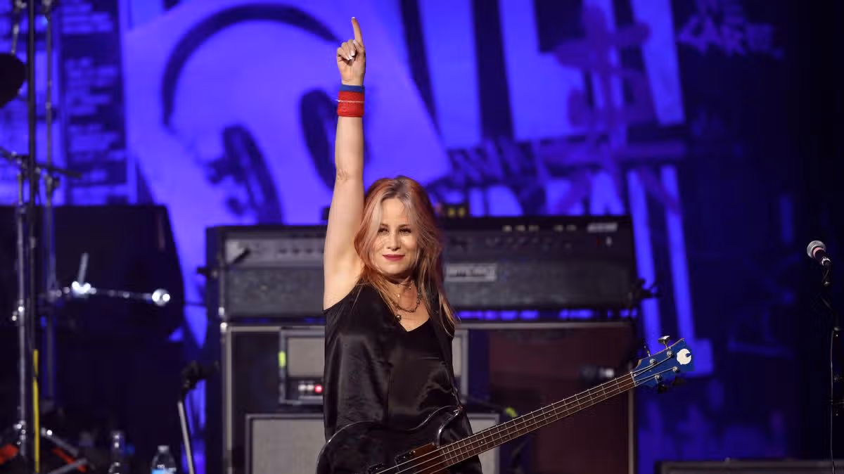 Nineties rock legend pulls out of farewell tour after brain cancer diagnosis