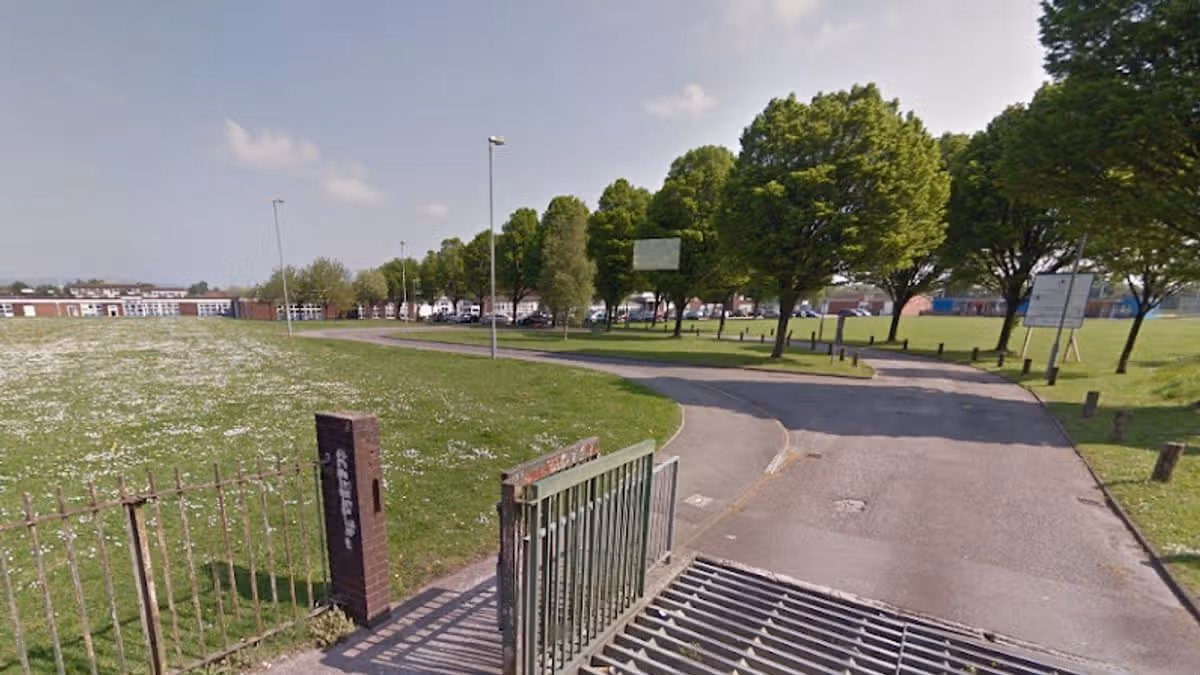 Teacher made sexual comment to pupils about older boyfriend, hearing told