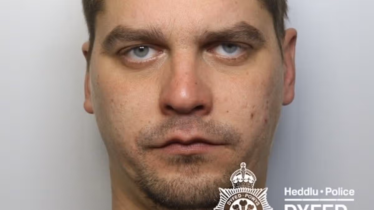 Man's 'menacing' messages to ex result in prison sentence