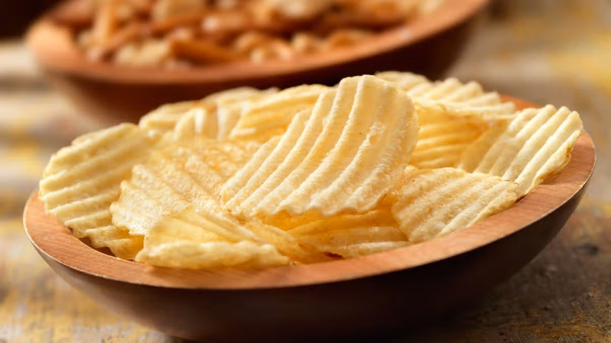 (والكر) يُعيد المُشاكل المُبتذلة بعد خمس سنوات، ويقول المُعجبون أنّهم أفضل شيء صنعه