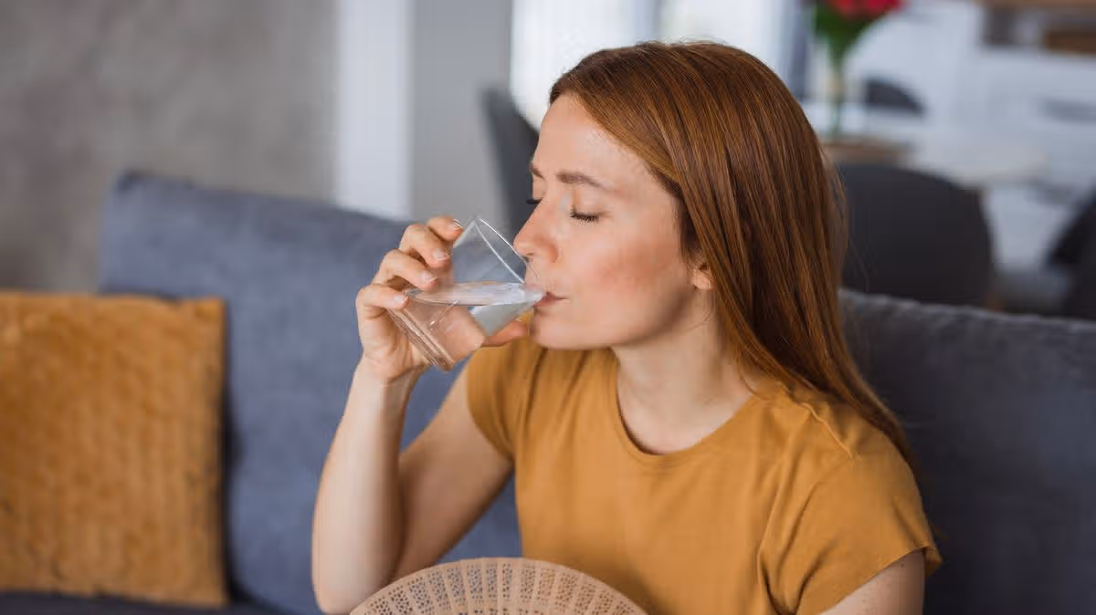 Combien d'eau devriez-vous boire dans une canicule? Quatre experts donnent tous les mêmes conseils