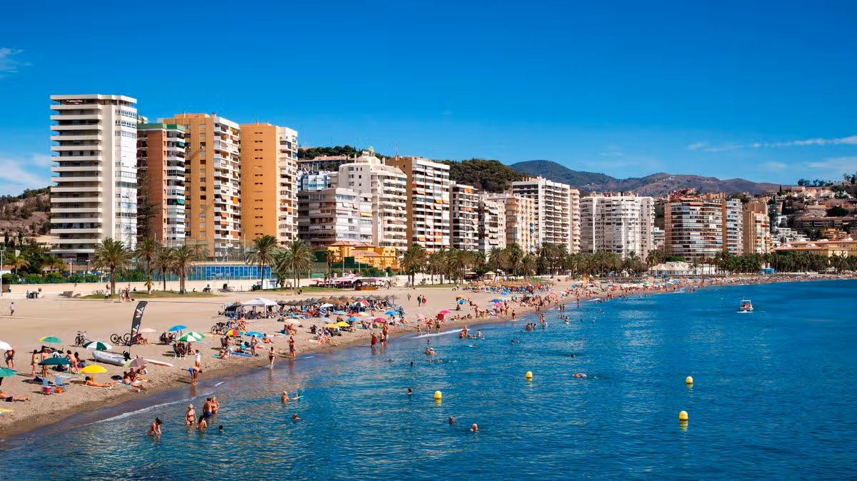 Brit dad-of-three dies in Malaga after electric wheelchair tumbles down stairs