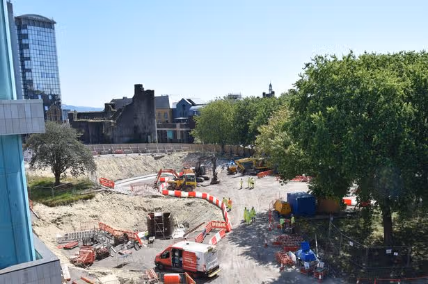 Primer vistazo a la transformación del centro de la ciudad de Swansea que ha estado oculta tras barreras durante meses
