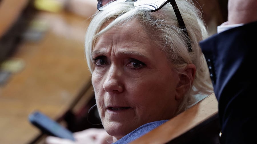France: Le Pen makes a revision – campaign start without an ankle