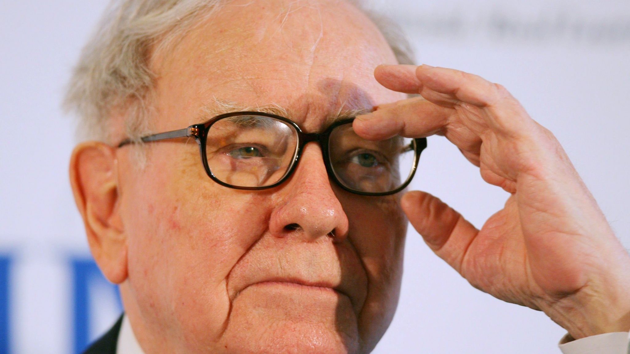 Legendary investor: Buffett donates assets faster - No money for Gates