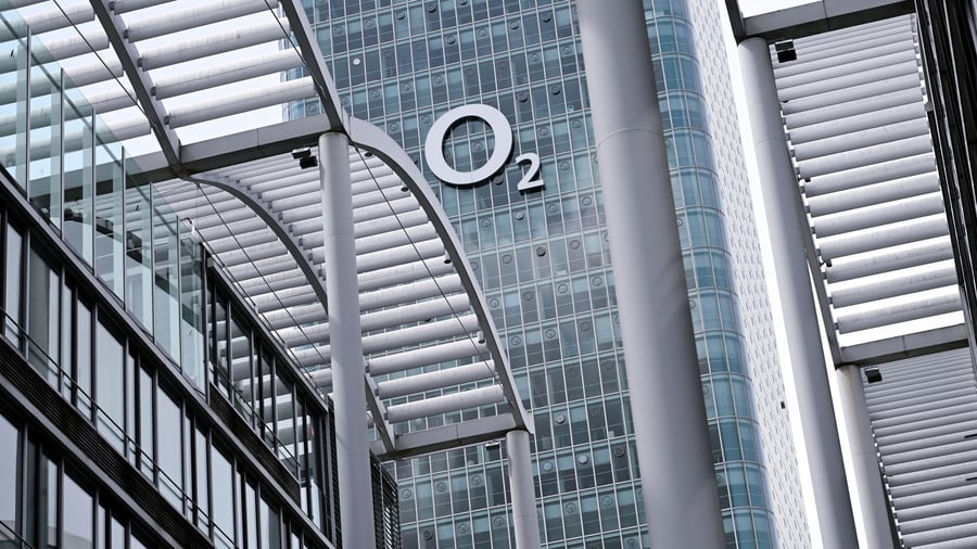 Mobile operators: O2 Telefónica plans to cut more than 1,000 jobs