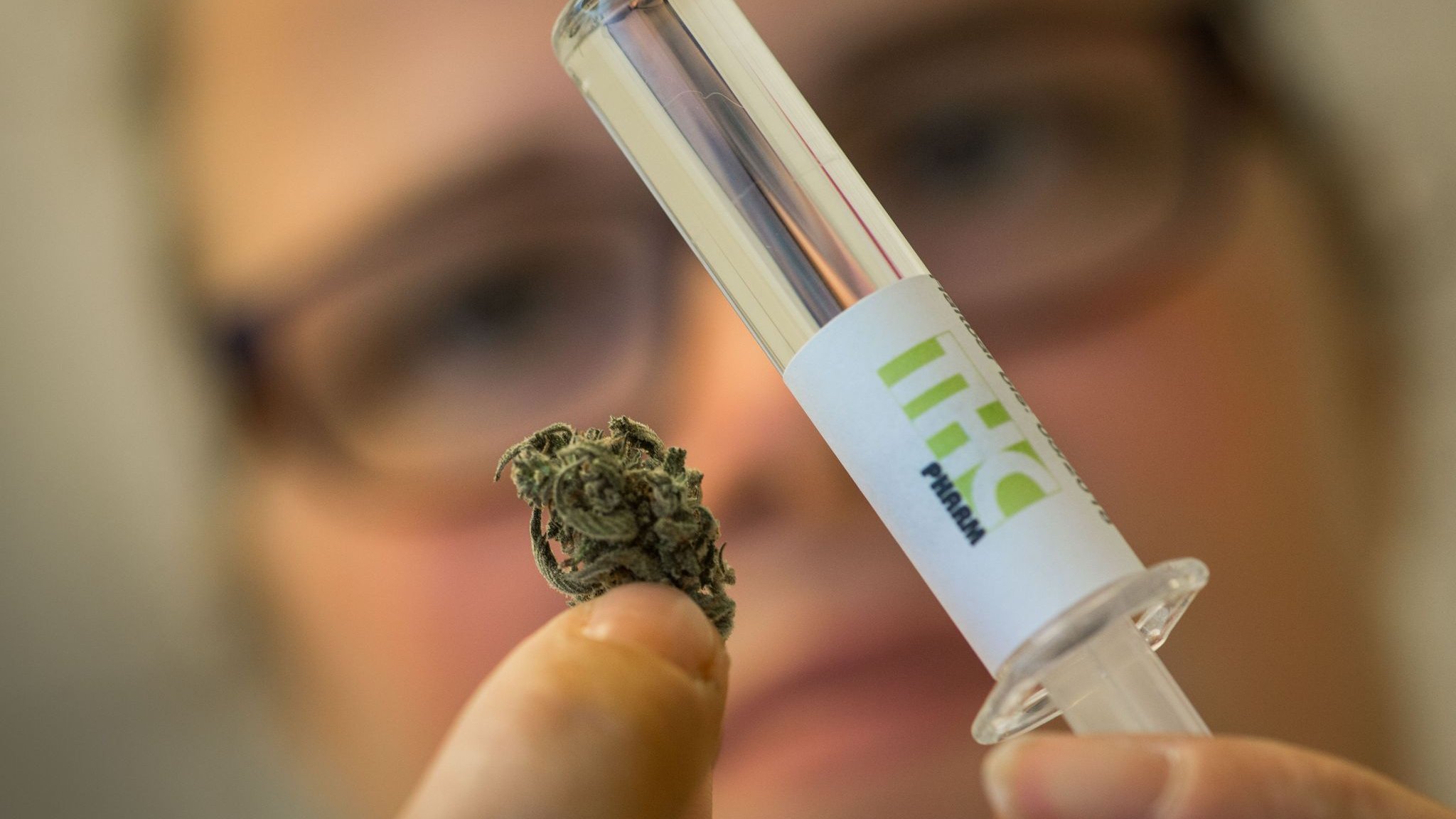 THC in Medicine: Cannabis Drug Helps Traumatized People