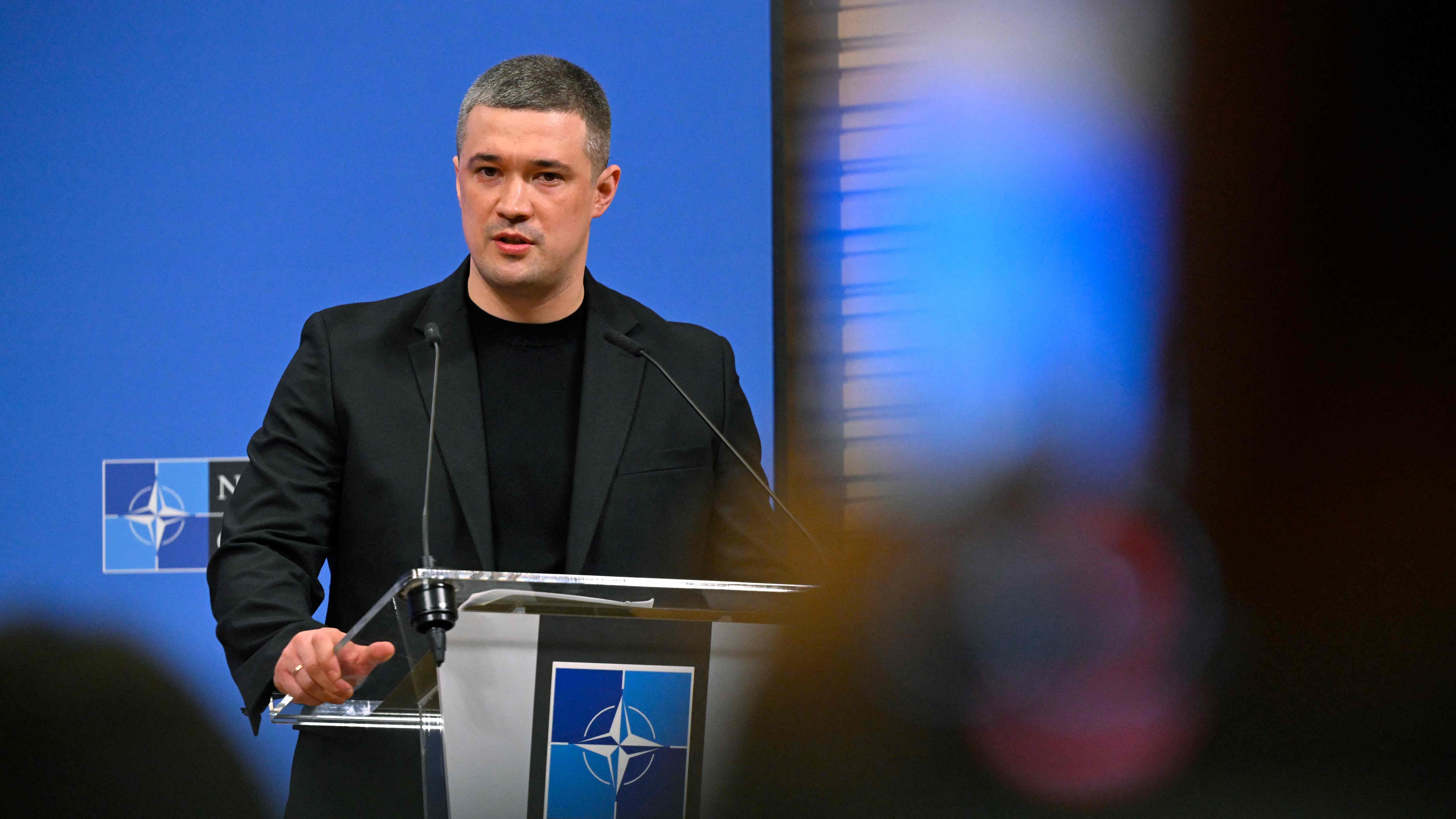 Ukraine: President Zelensky dismisses popular army reformer: “One of the stupidest things he has done”