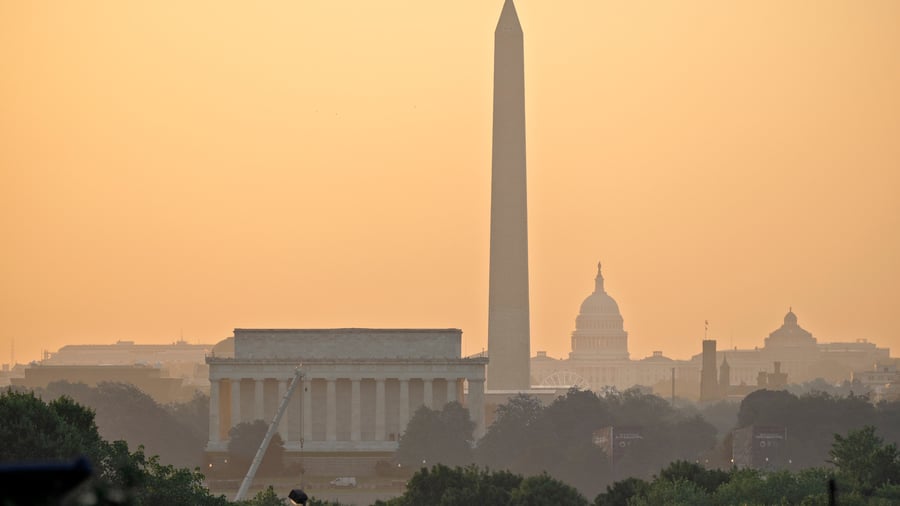 A heatwave disrupts Independence Day celebrations in the USA