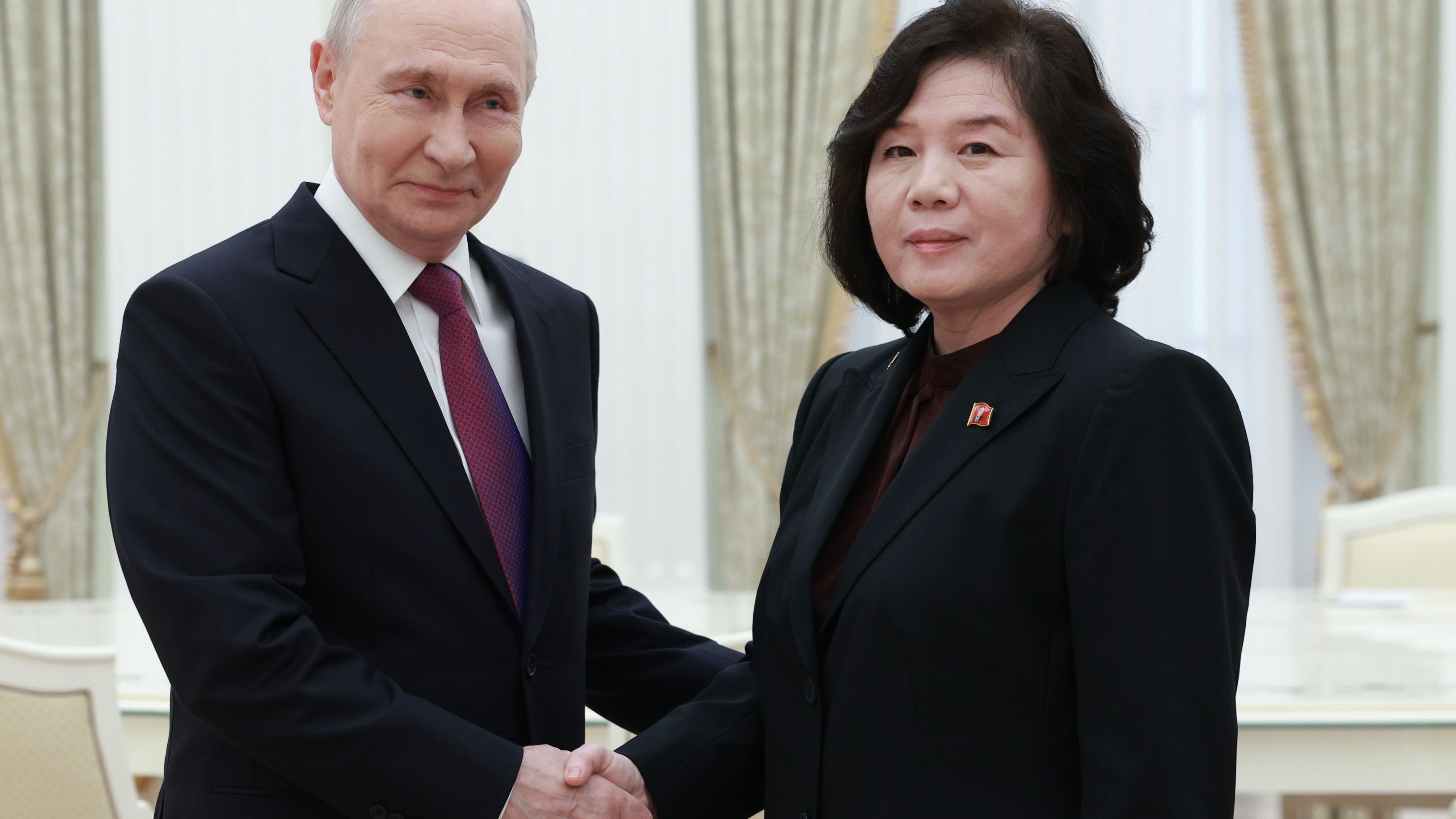 Le Kremlin promet un soutien contre les actes hostiles, les deux parties parviennent à un accord sur tous les sujets