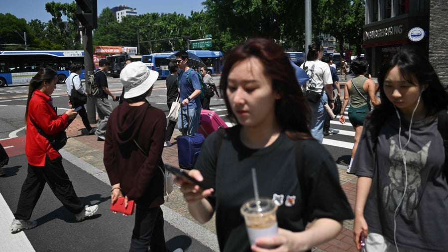 South Korea: Anyone who spreads “fake news” should pay up to 580,000 euros fine