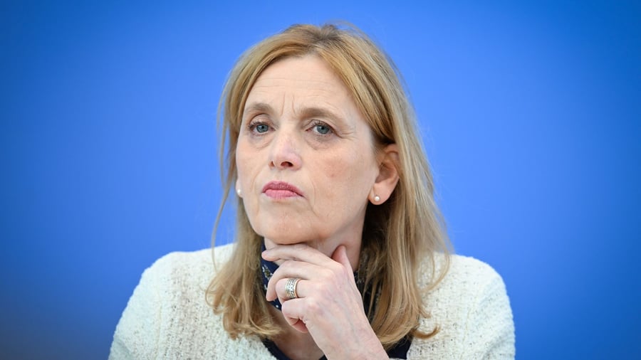 La retirada del político de la CDU el sábado pone el controvertido tema en el foco público