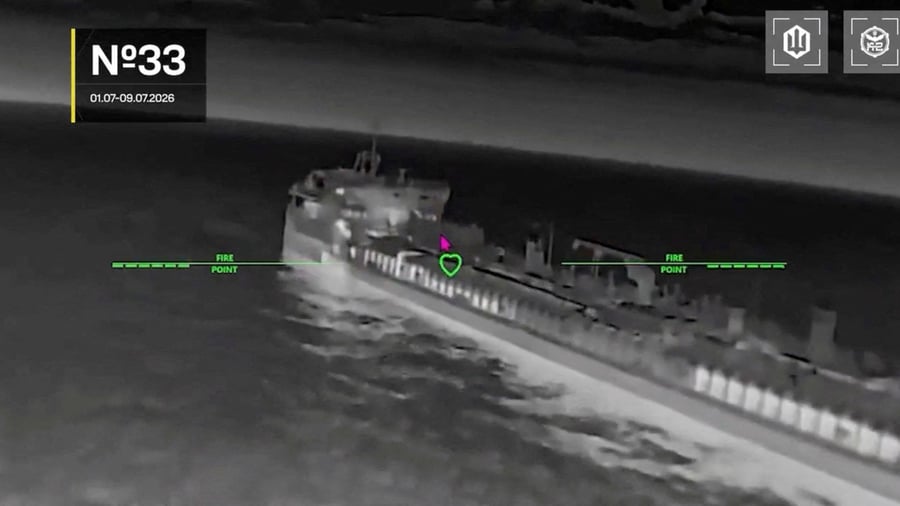 Ukraine: Zelensky expands tanker war against Russia