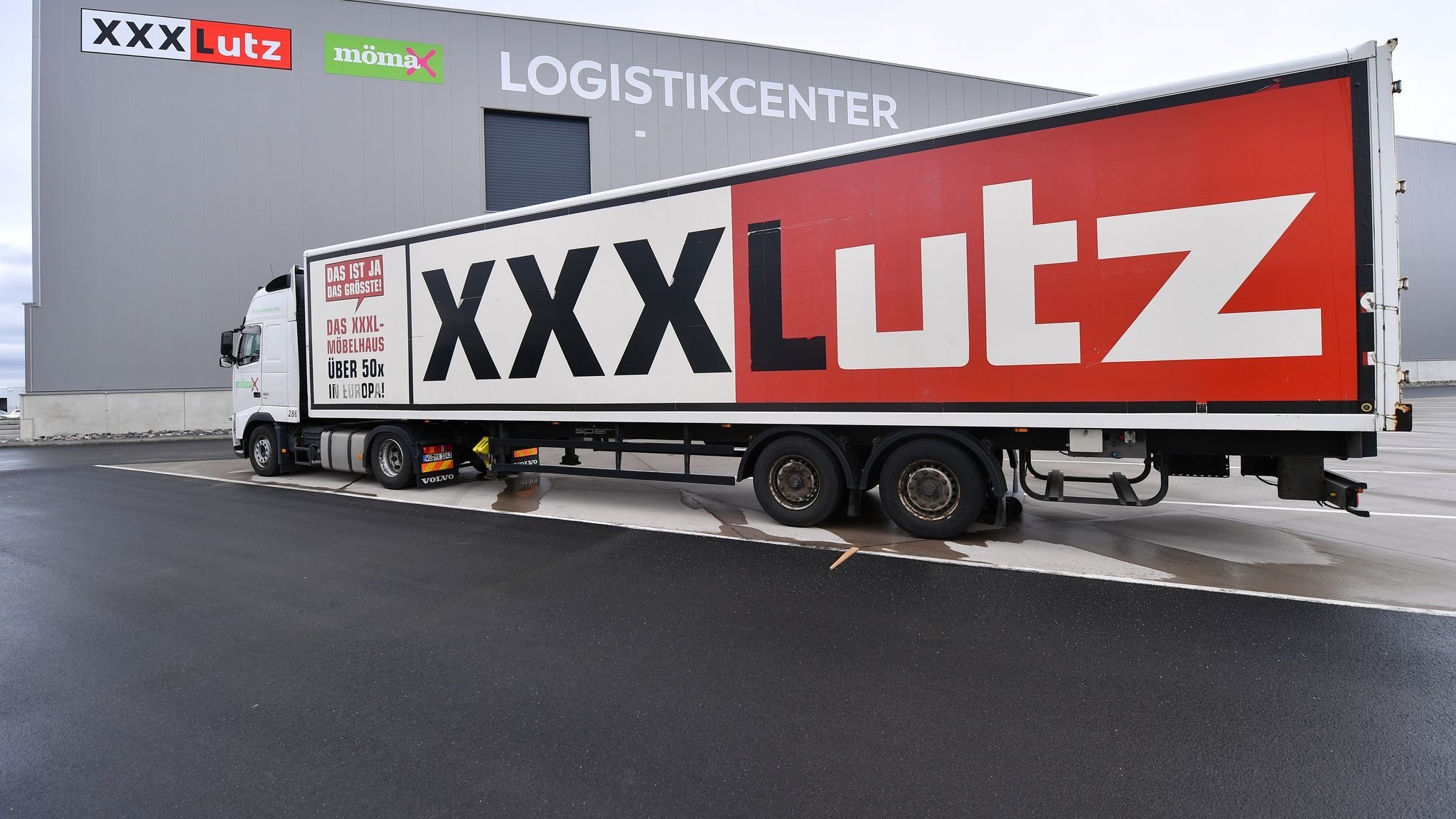 Furniture trade: EU Commission examines Porta takeover by XXXLutz