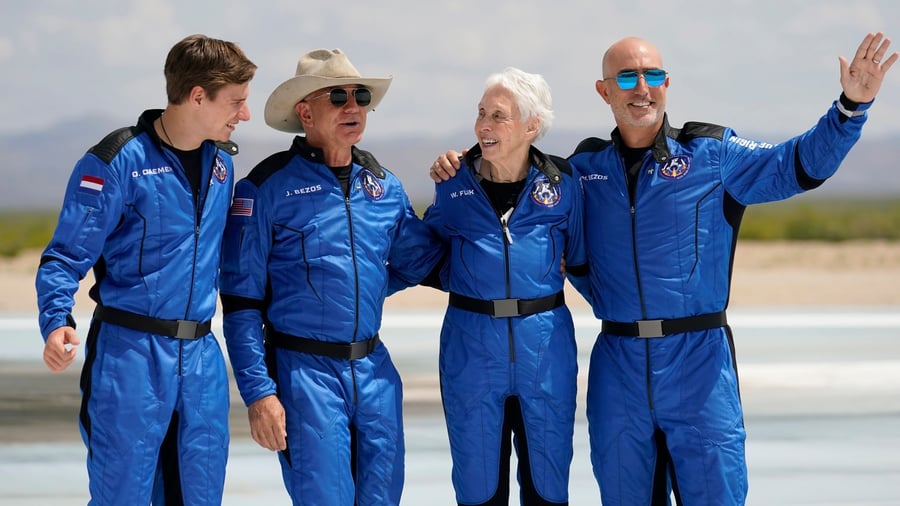 Wally Funk: US pilot and oldest woman in space is dead
