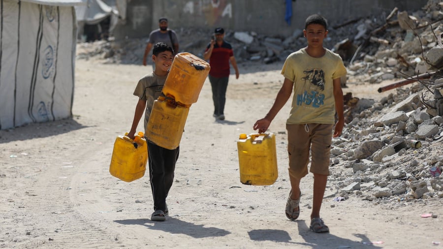 Israel: European Union helps Gaza with almost 900 million euros