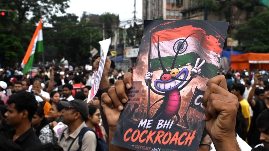 Protests in India: ‘Cockroach movement could herald political change’ Modi loses the middle class