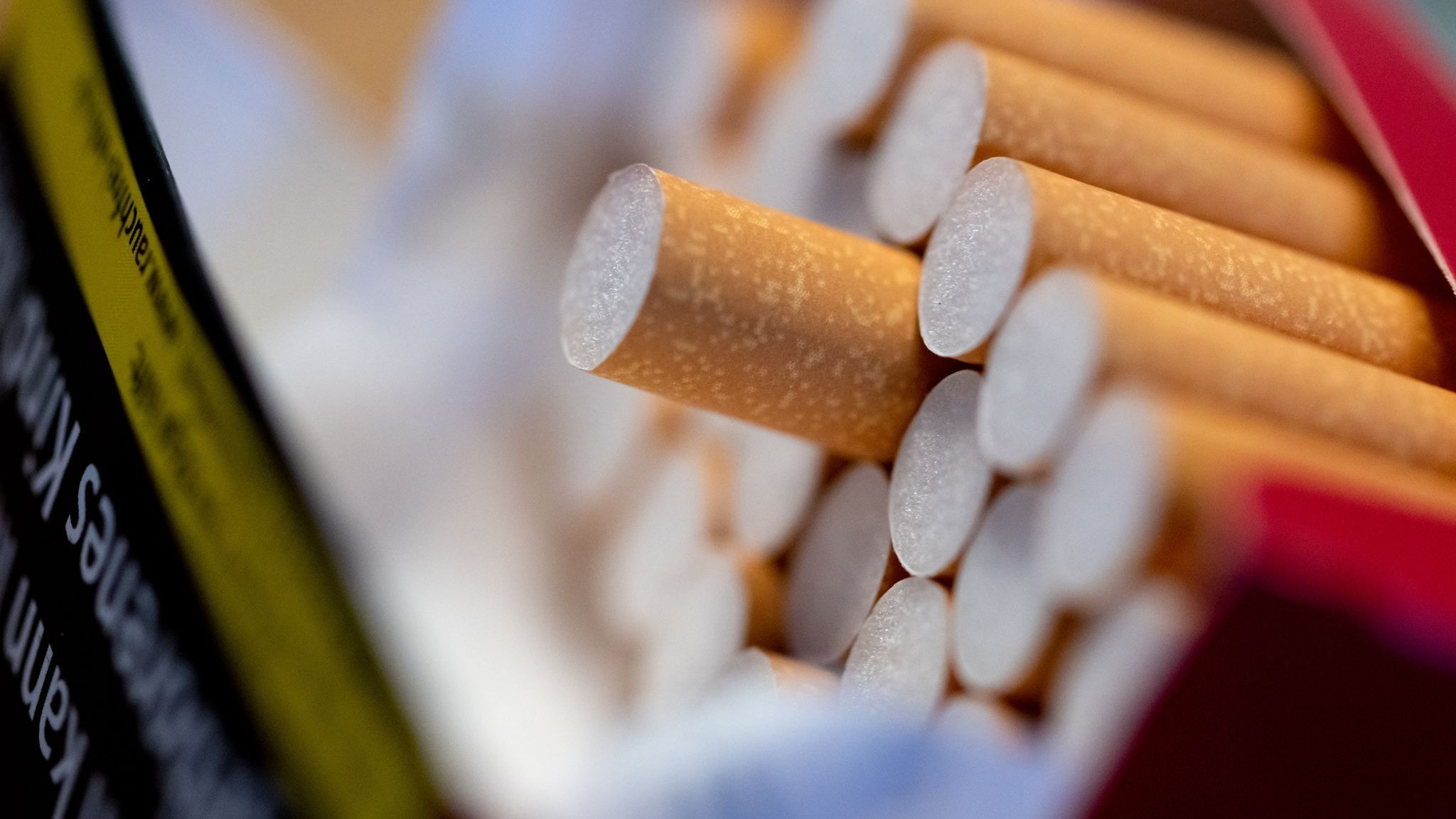 Smoking: Tobacco tax to rise more than planned