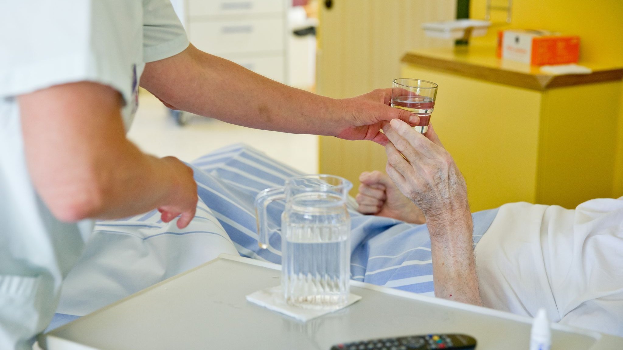High temperatures: How well equipped are nursing homes and clinics against heat?