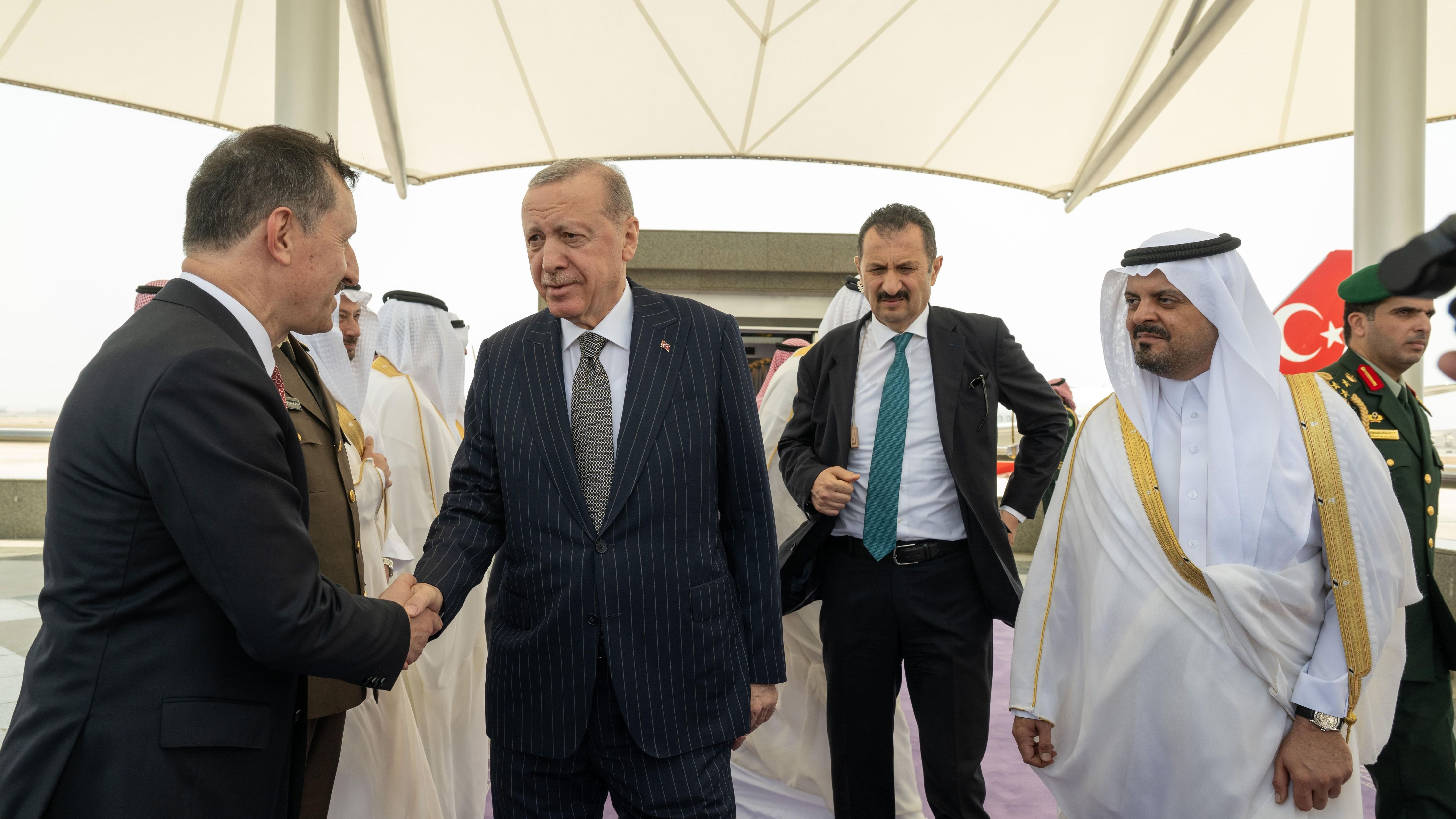 Turkey, Pakistan and Saudi Arabia Sign Defence Agreement