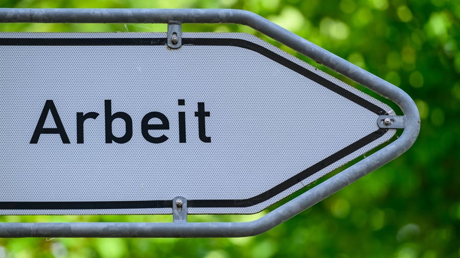 Résultats du microcensus: Moins d'emplois temporaires - garçon frappe plus souvent