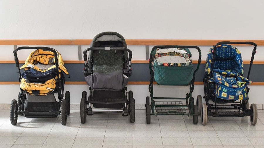 Austerity measures: draft: In the future only twelve months parental allowance