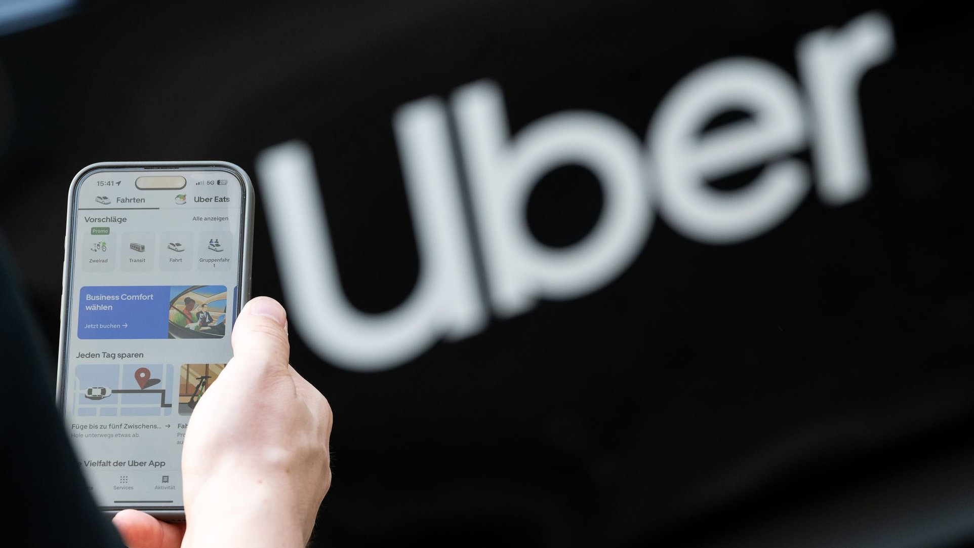 Uber to pay 825 million euro buses in the Netherlands