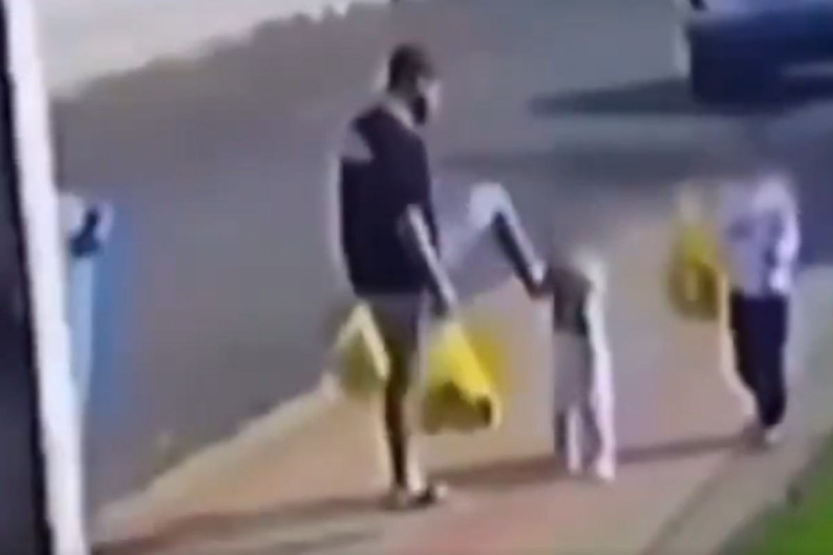 Father who kicked daughter 3 years in face is arrested in Paraná