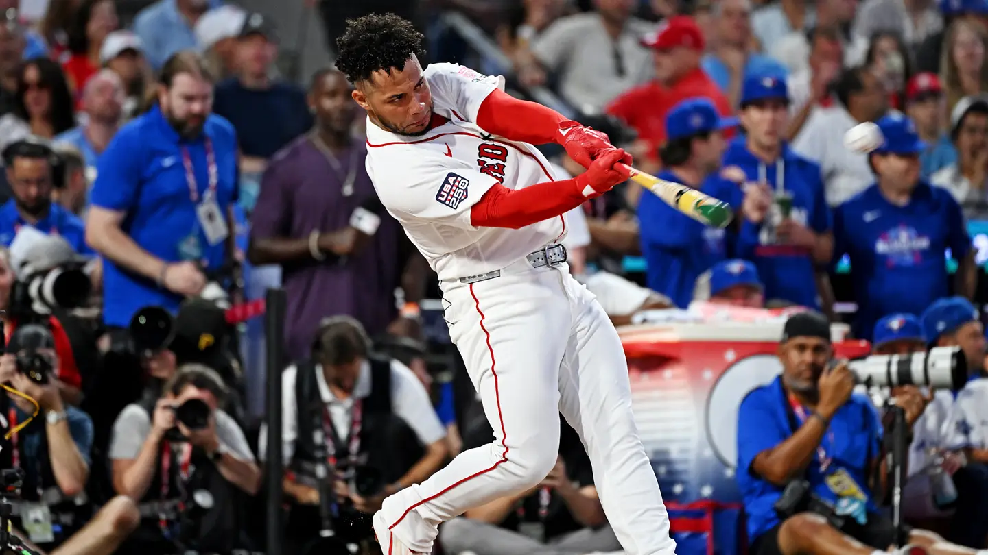 Red Sox start second half with doubleheader sweep of Rays to extend streak to 11 games and get back to .500