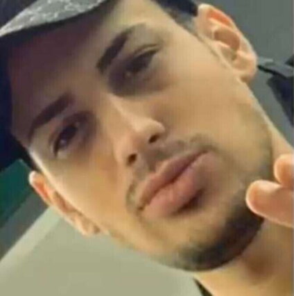 قُتِلَ لa زوج مِنْ السماعاتِ، أكّدَ في أبيللو الجملة إلى 27 سنةِ لدانييل ريزا
