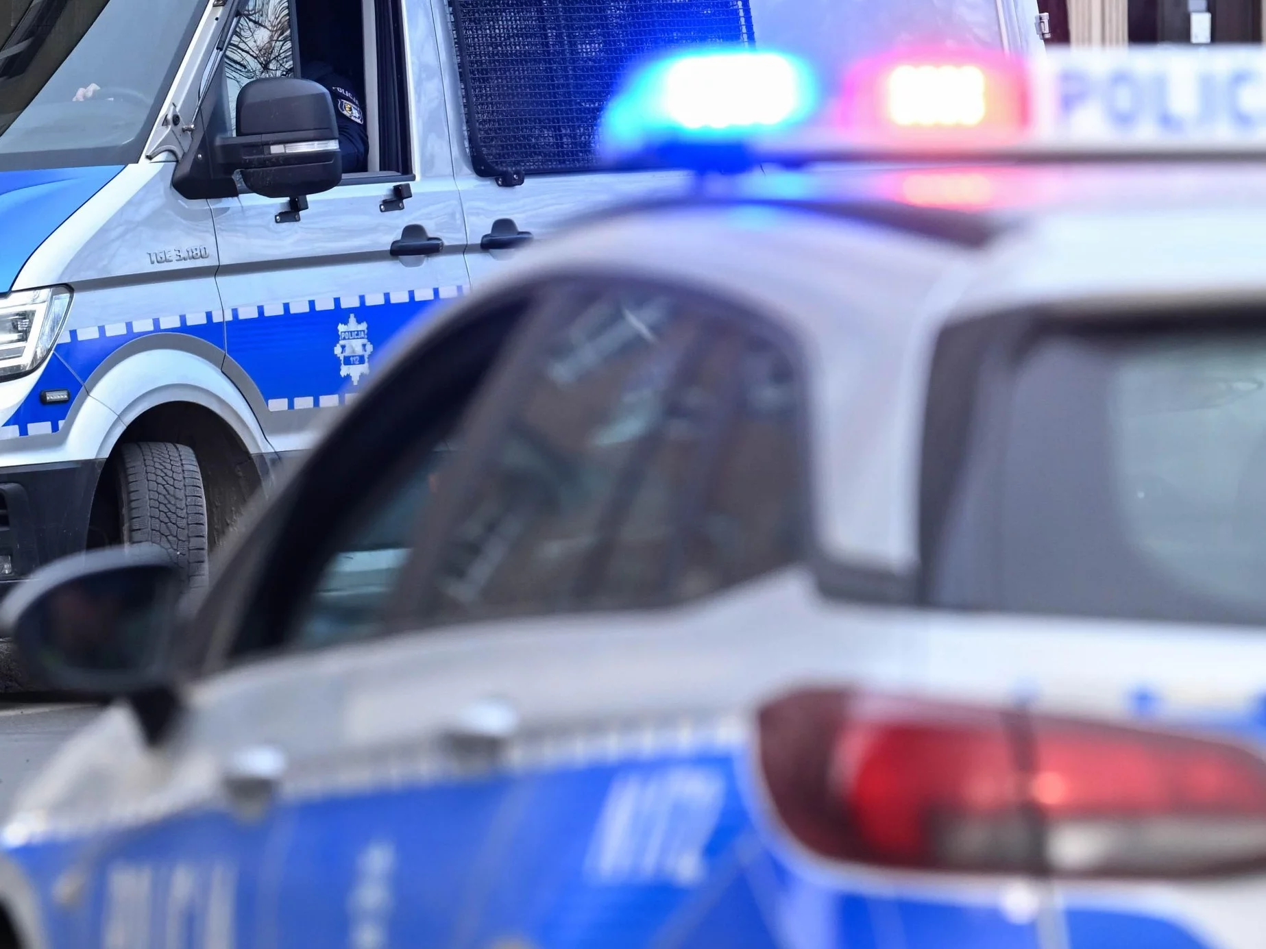 Les parents sont morts, les bébés sont gravement blessés. Conducteur de Cracovie arrêté