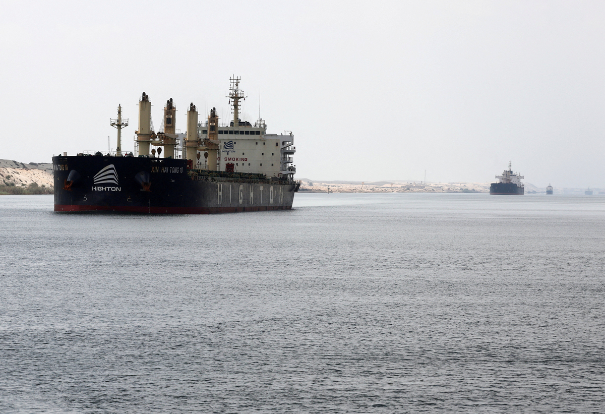 The Red Sea and Hormuz Strait closures threaten global oil transport after US-Iran clashes