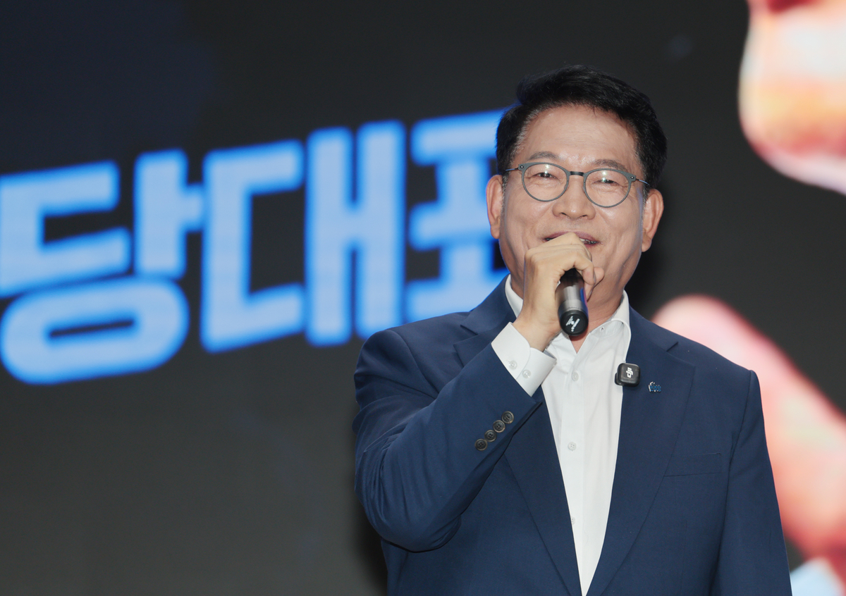 鄭 "코어 지지층 마음 식어…대통령 지지율 올리려면 내가 필요"