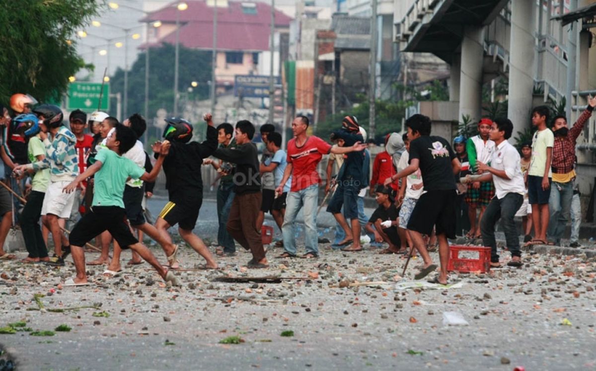 Popular, clash in Menteng - suspected chicken thief killed in mob attack