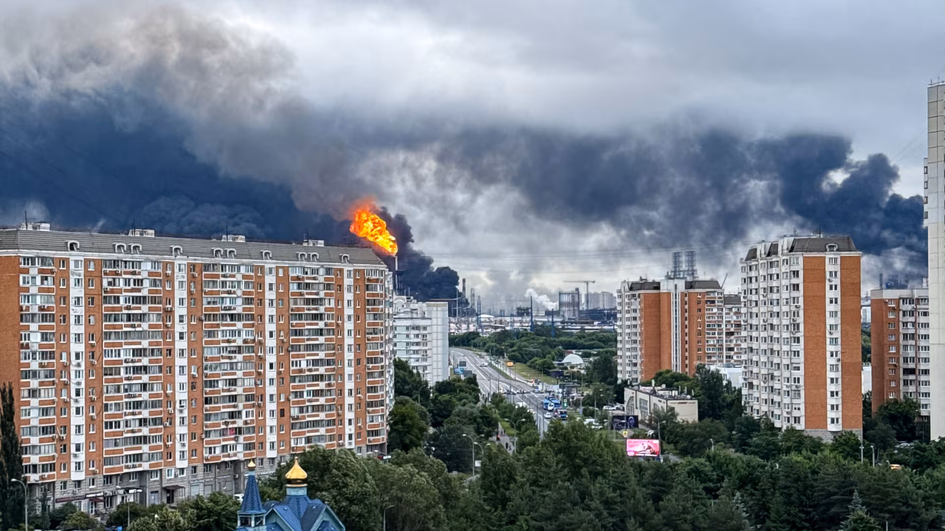Ukraine war: Russia reports attack on Moscow with 400 drones