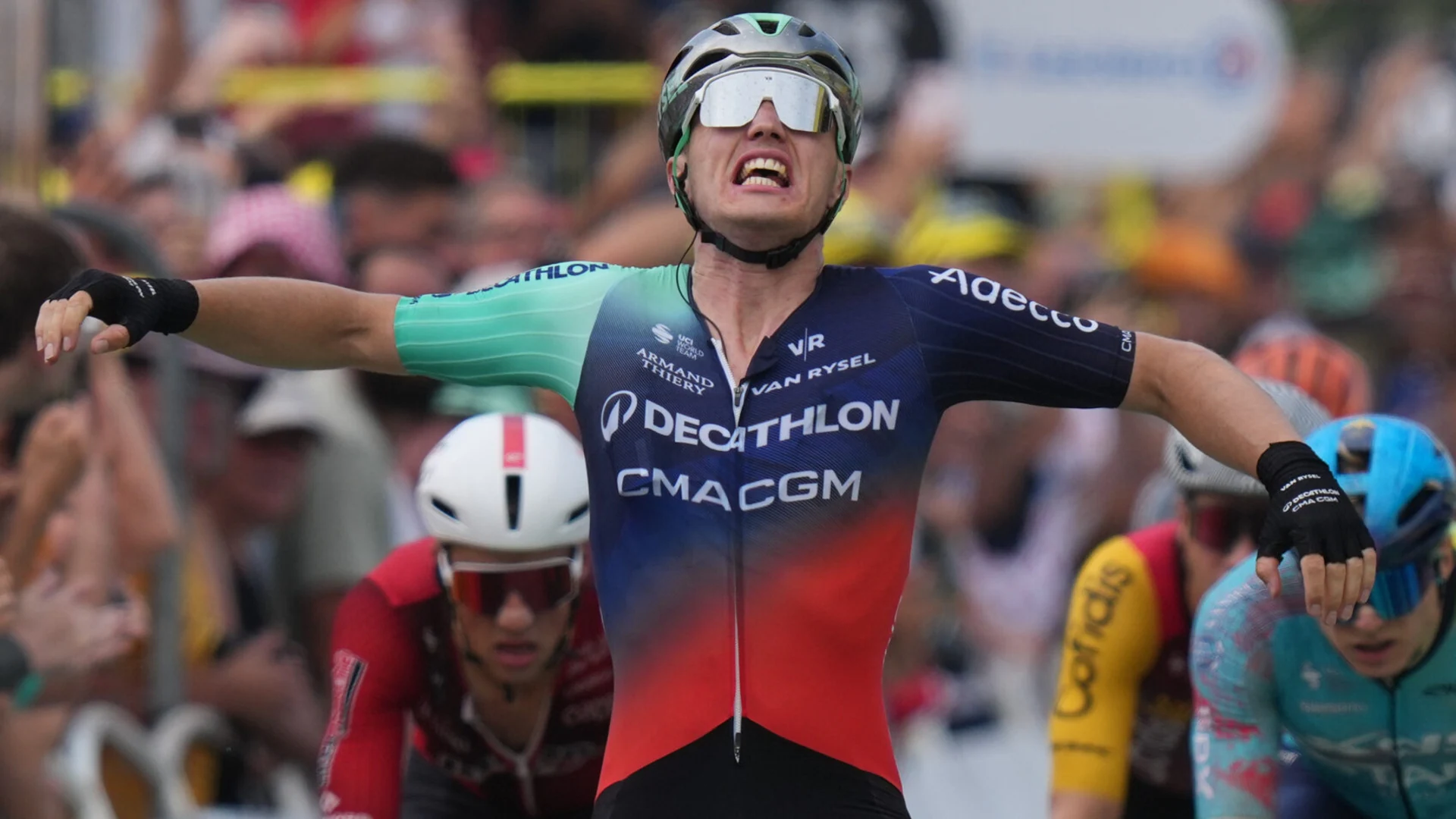 5. Stage of the Tour de France: Olav Kooij wins the sprint in Pau