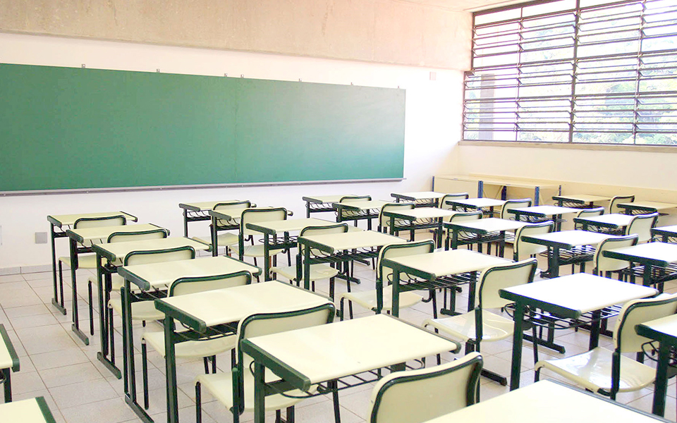 Examens: "Ningún trabajador está obligado a trabajar por la noche"