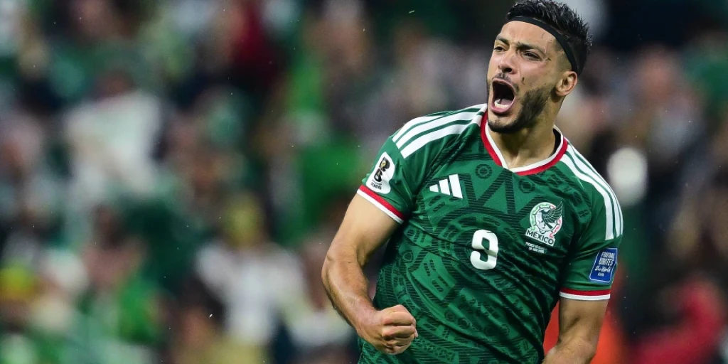 Mexico vs England, forty years later on the same pitch