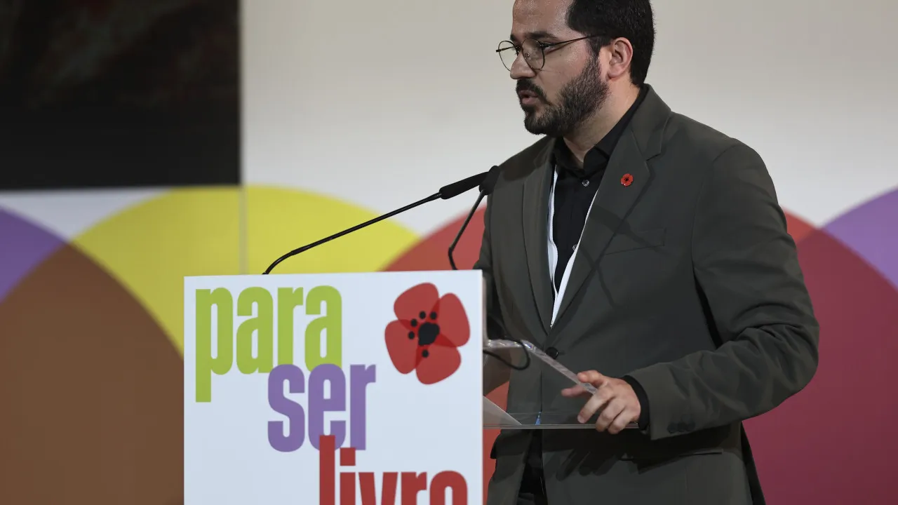 Libre considère le discours du Monténégro "plaisir de banalité"