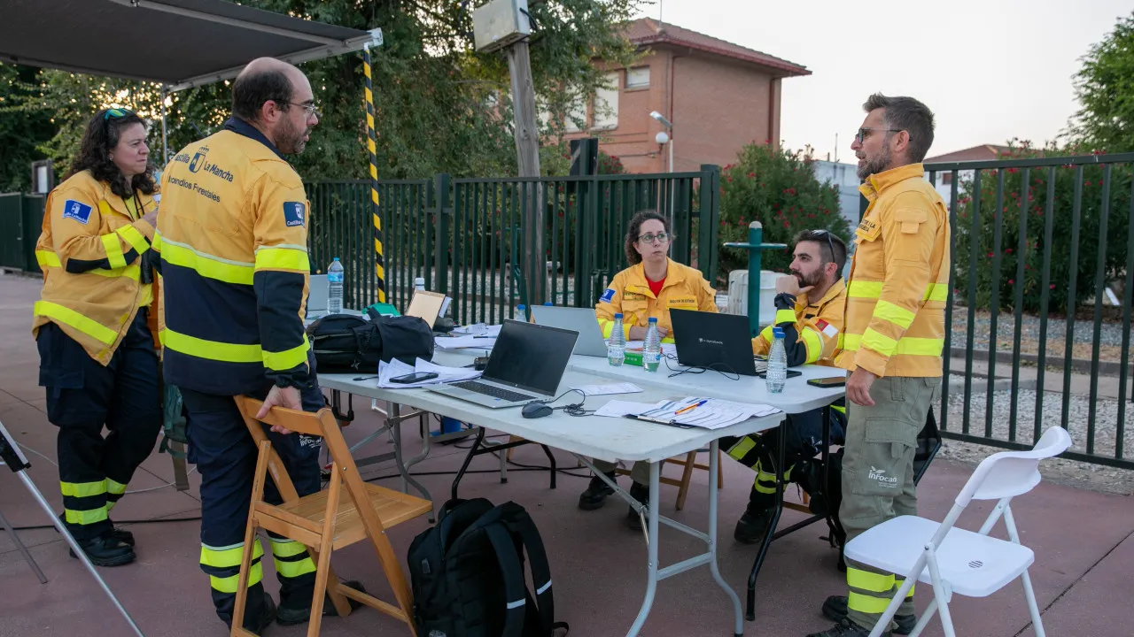 Incendio obliga a evacuar varios municipios de la región de Madrid