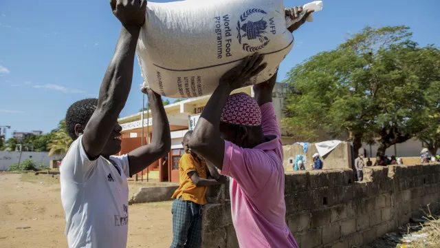 WFP saw more than 427,000 people in Mozambique between April and May