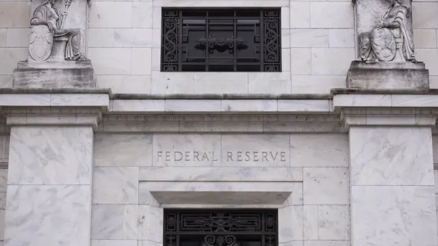 US Federal Reserve again leaves interest rates unchanged
