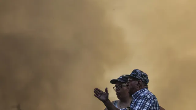 Mayor asks for reinforcement of resources as fires in Setúbal and Barcelos are brought under control