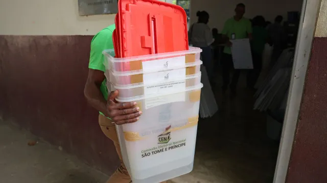 Presidential election campaign in São Tomé and Príncipe ends today