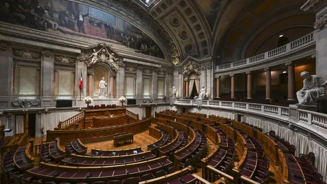 TO MINUTE: State of the Nation debate is about to begin. Follow here